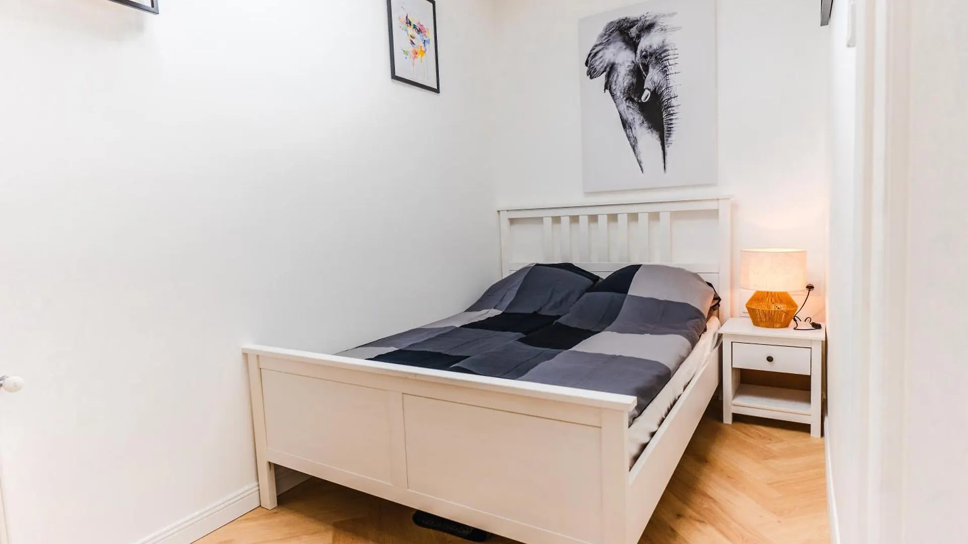 2 Bedrooms And 1 Living Room Your Modern Home In Budapešť Apartmán