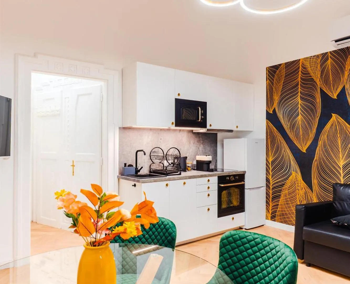 Apartman 2 Bedrooms And 1 Living Room Your Modern Home In Budapest