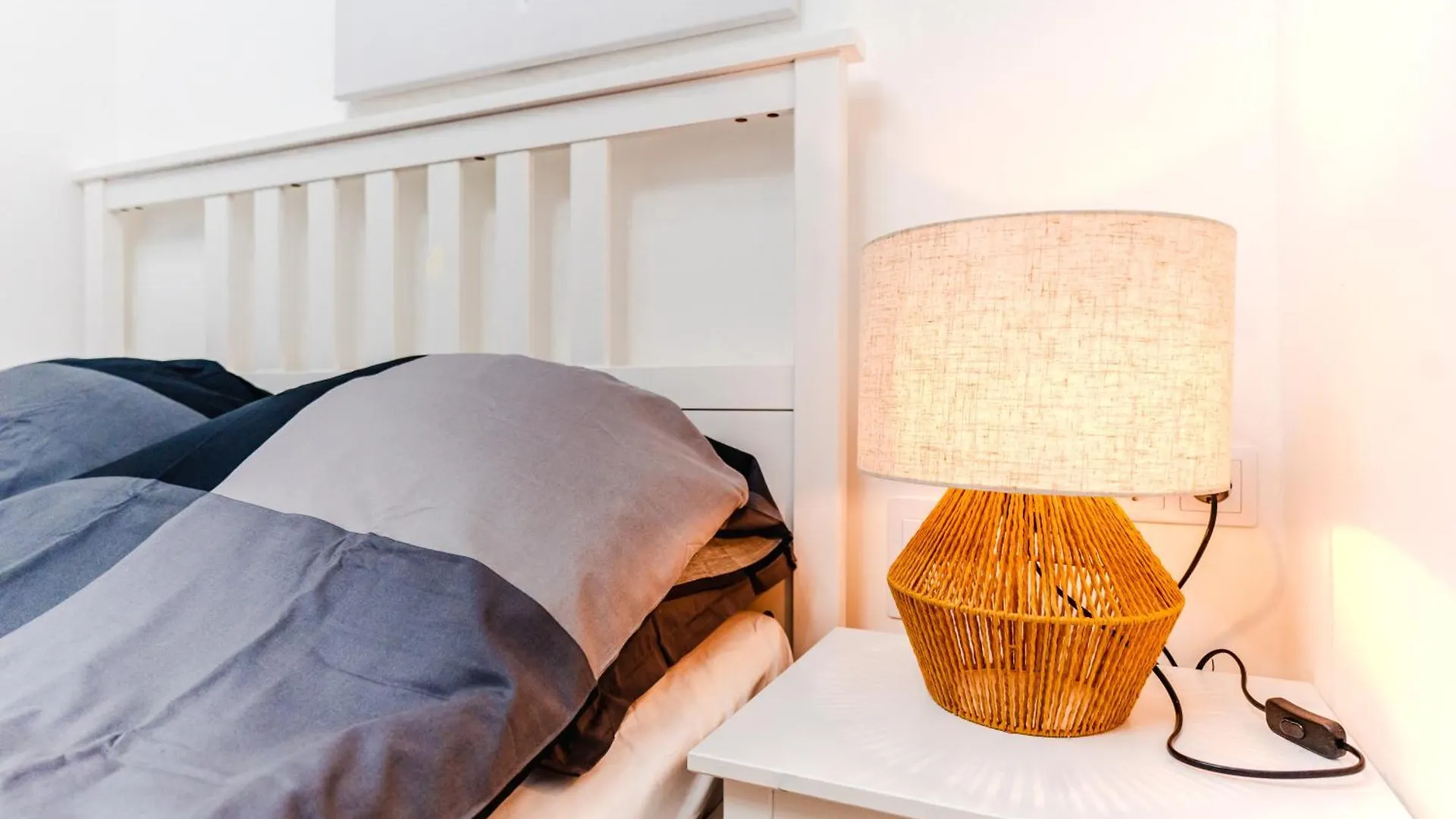 2 Bedrooms And 1 Living Room Your Modern Home In Budapest Apartman