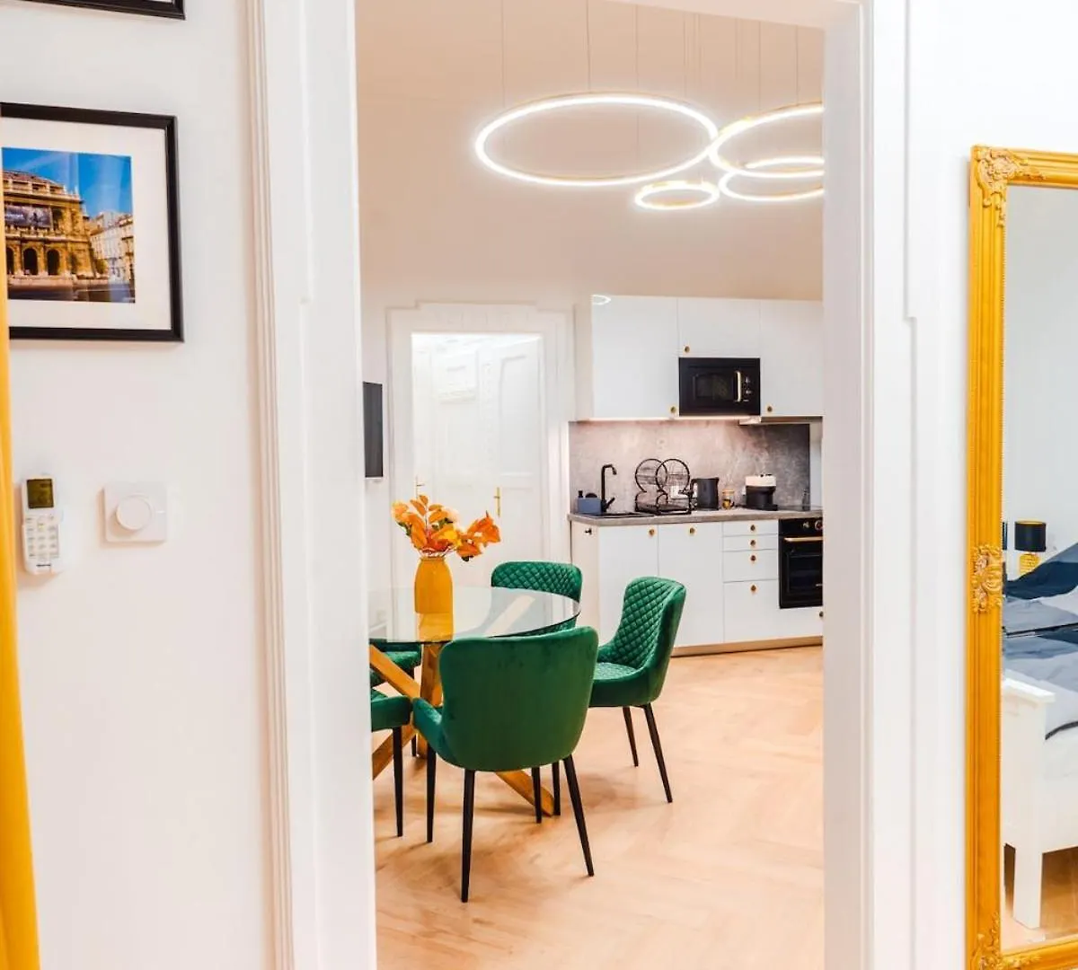 2 Bedrooms And 1 Living Room Your Modern Home In Budapest